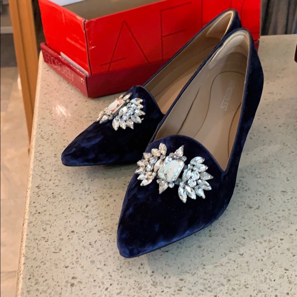 Aerosoles Macrame Navy Suede Shoes